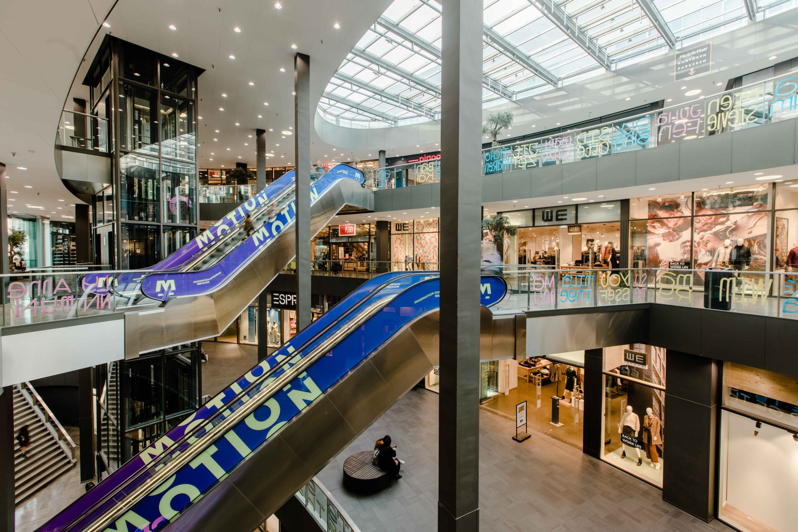 Verschillende verdiepingen Piazza center Eindhoven - veiligheidsfolie